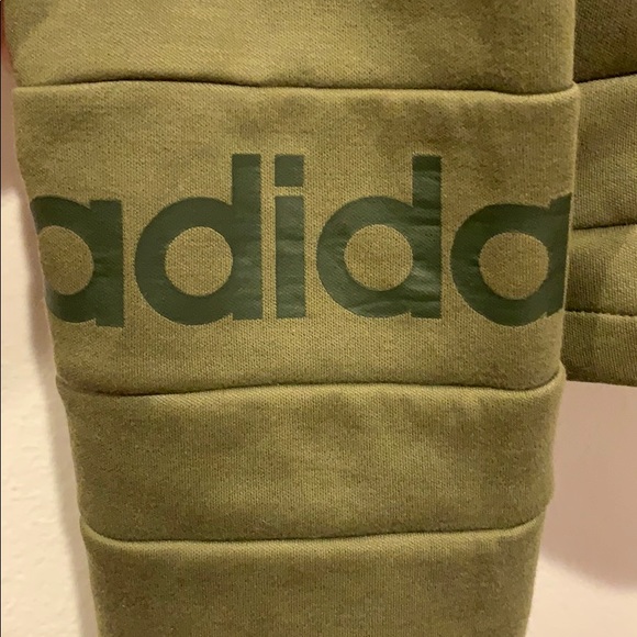 NWT Adidas Olive Green Cropped Sweater SzL - Picture 2 of 4